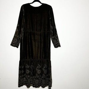 Zara Woman Green Velvet Midi Dress Laser Cut Floral Embroidery Women’s M